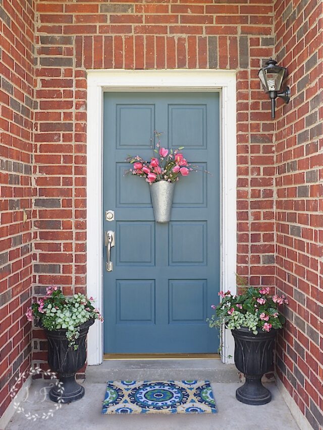 How to Paint Your Front Door and Elevate Your Home’s Curb Appeal